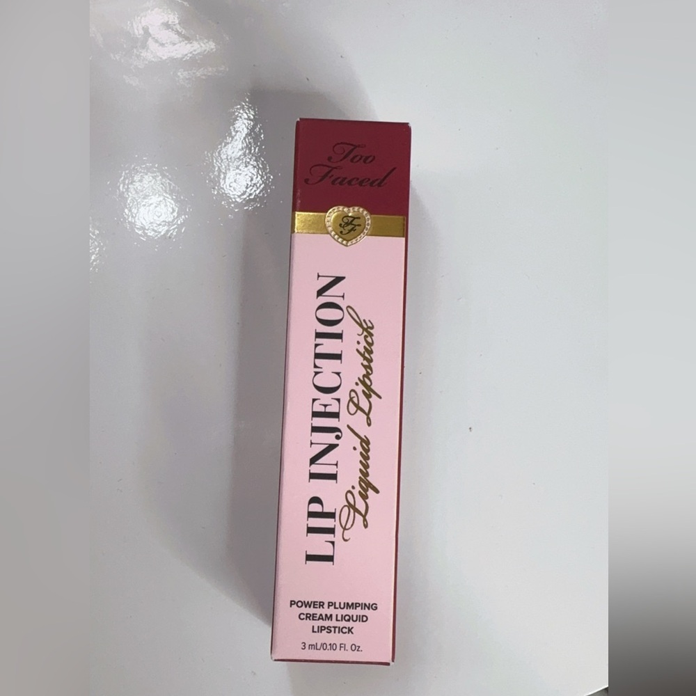 Too faced lipstick